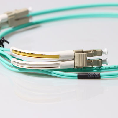 Cáp dây cáp quang SC LC 1m tùy chỉnh với khởi động góc 90 độ
